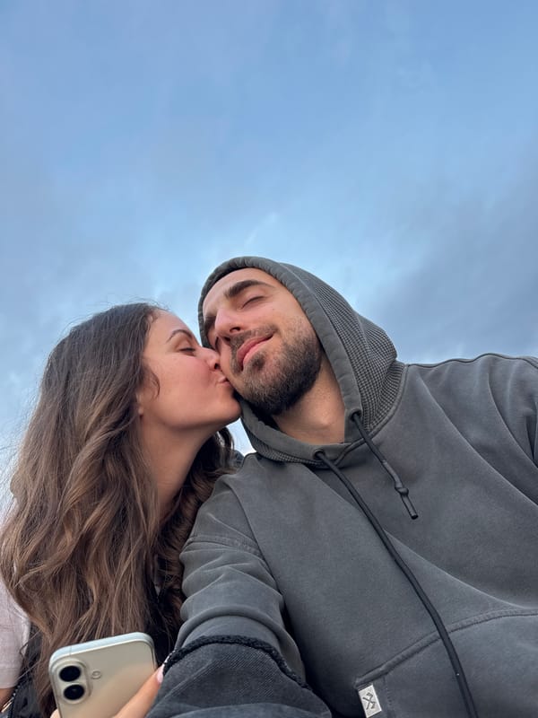 Couple shares romantic moment in seaside Bulgarian town
