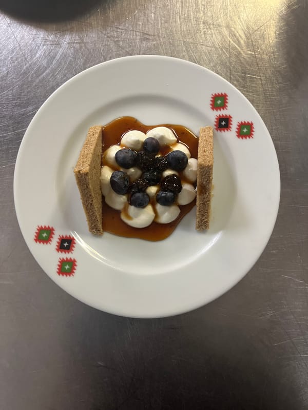 Three-course restaurant meal in Varna, Bulgaria