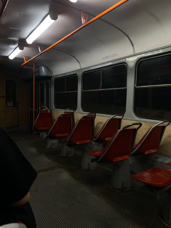 Evening transit and sunset documented in Kryvyi Rih