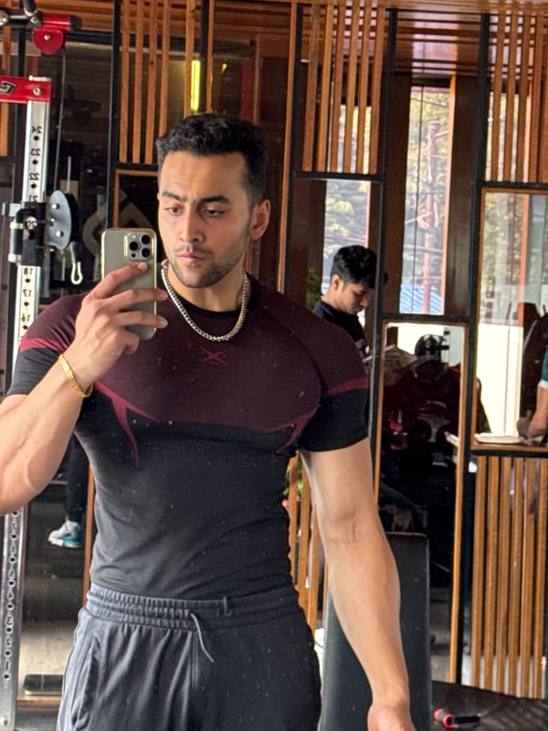 Early morning workout session documented at Kolkata gym