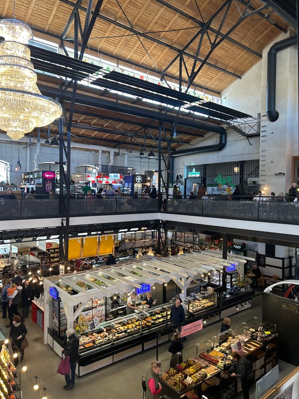 Witness documents dining experience at Riga Central Market