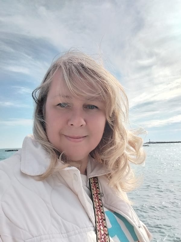 Tourist moments and daily life captured in Sochi