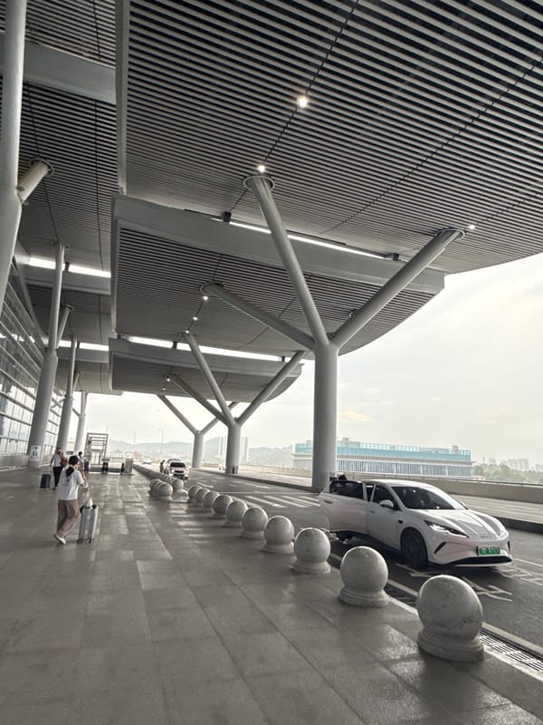 Morning activity at Huizhou North Railway Station