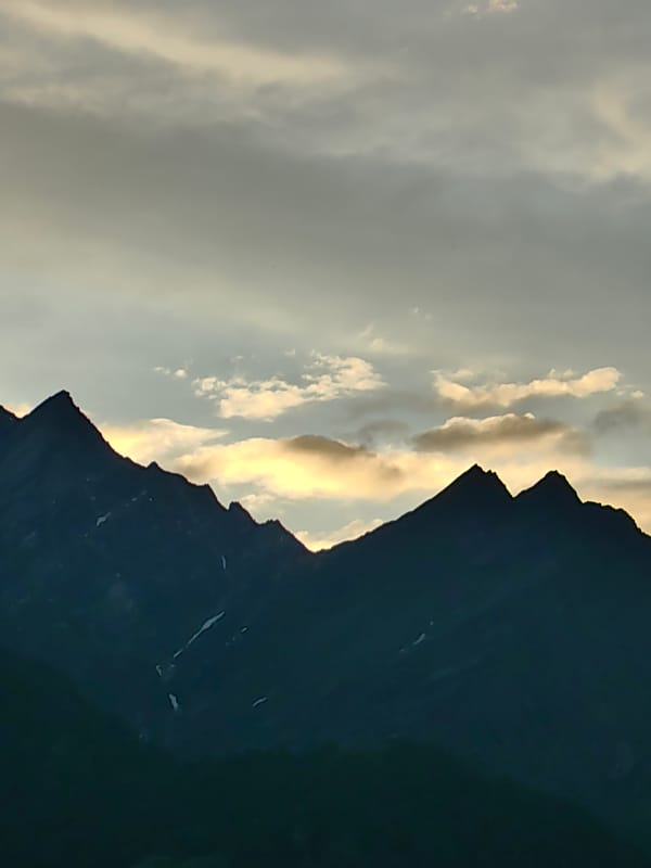 An hour of Himalayan scenery around Manali at golden hour