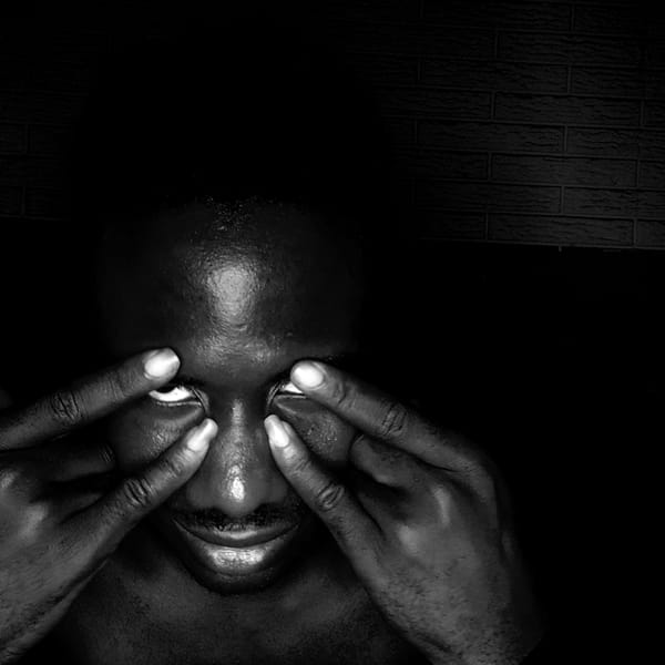 Man photographed resting in Narayi, Nigeria