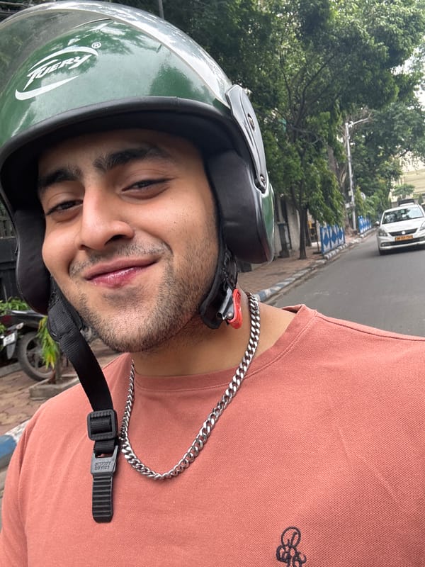 Morning scooter ride captured in multiple photos in Kolkata