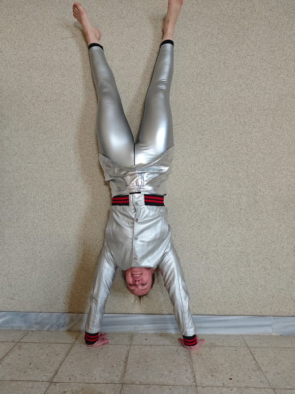 Woman in silver jumpsuit spotted in cramped space, Markovskii