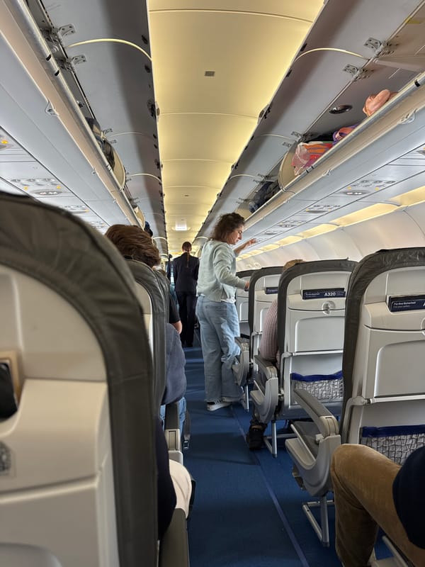 Lufthansa flight boarding observed at Munich Airport