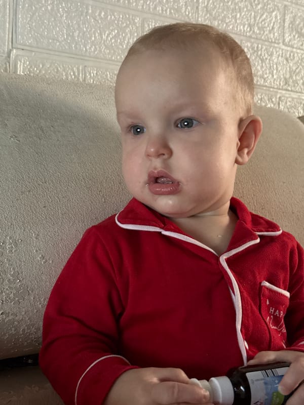 Morning domestic moments captured in Donetsk home