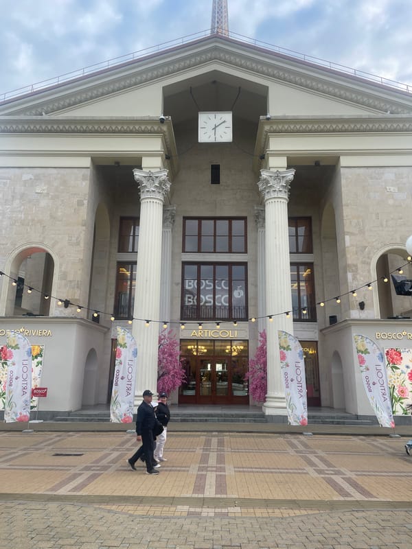 Witness documents daily life scenes across central Sochi