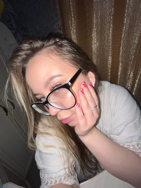Woman photographed in bedroom poses in Novopokrovskaya, Russia
