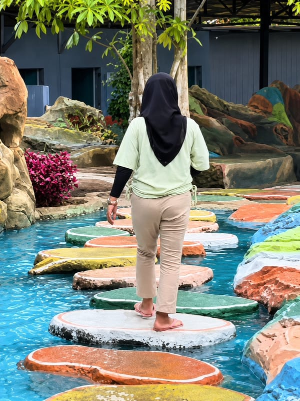 Water park day at Eampat Kwalamencirim's rock pool attraction