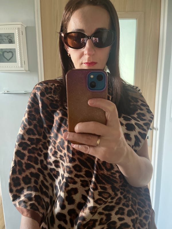 Woman documents early morning routine with selfies and neighborhood views
