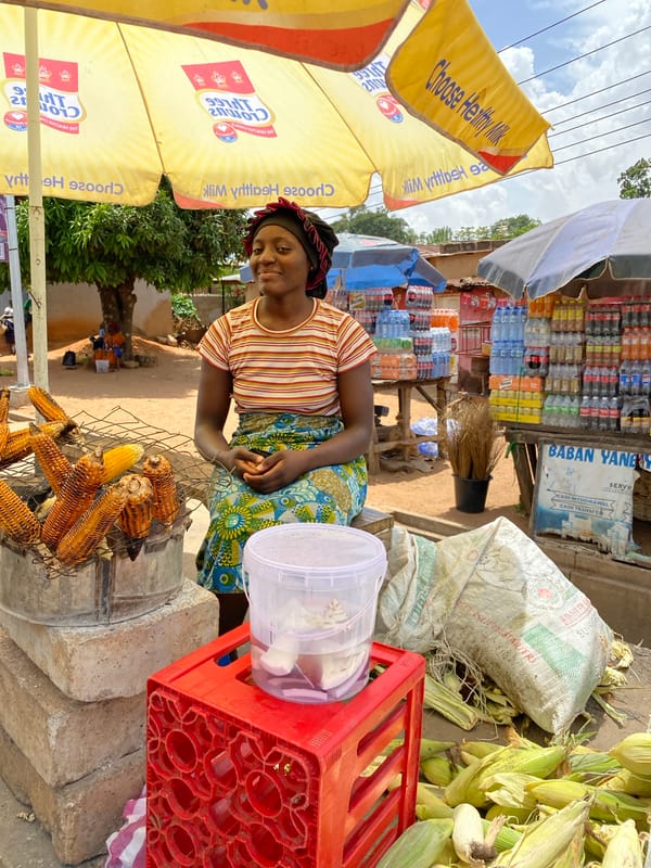 Bustling outdoor market captures daily commerce in Bukuru, Nigeria