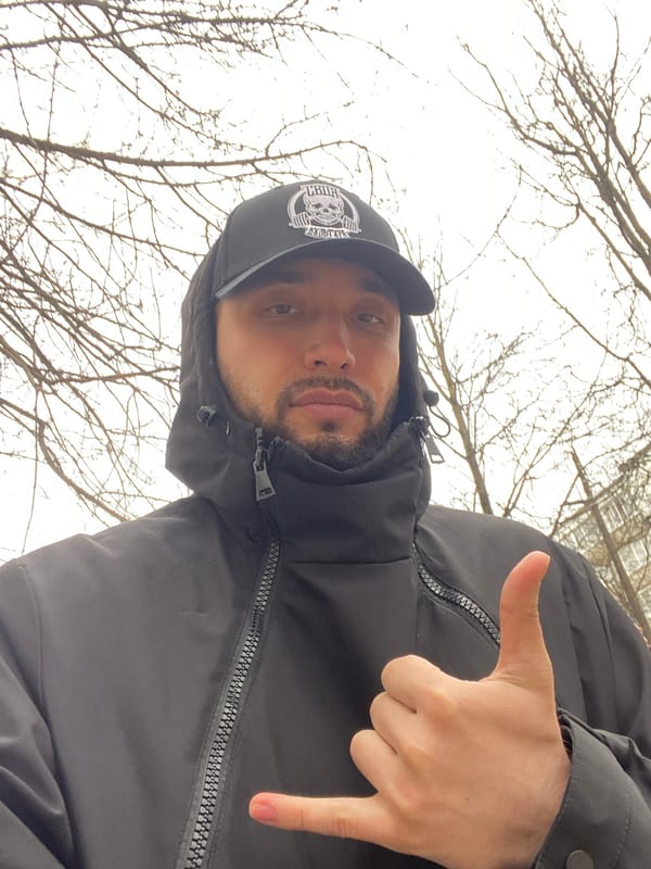 Man records selfie videos while vaping in Kingisepp, Russia