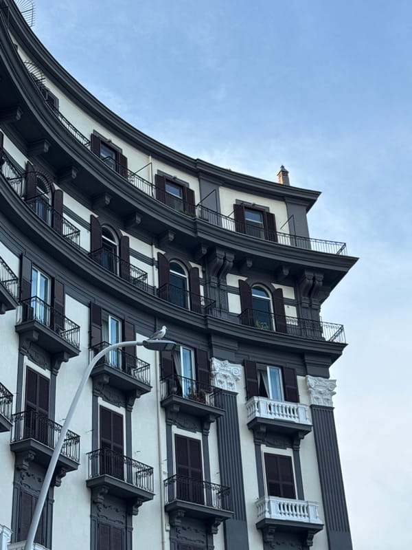 Wandering Naples: streets, shoreline, and historic architecture
