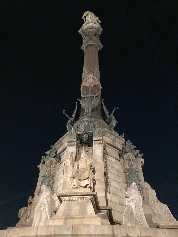 Night walk around Columbus Monument and Las Ramblas, Barcelona