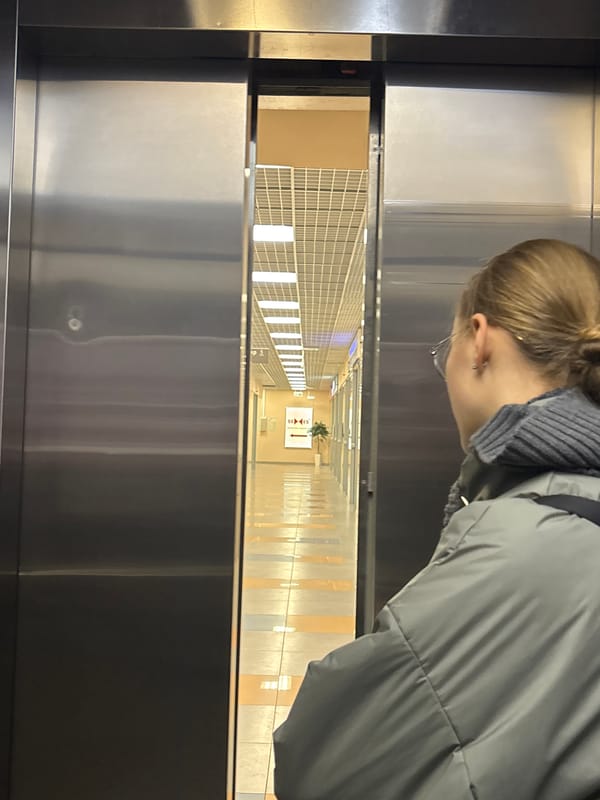 Routine shopping mall visit documented in Perm, Russia