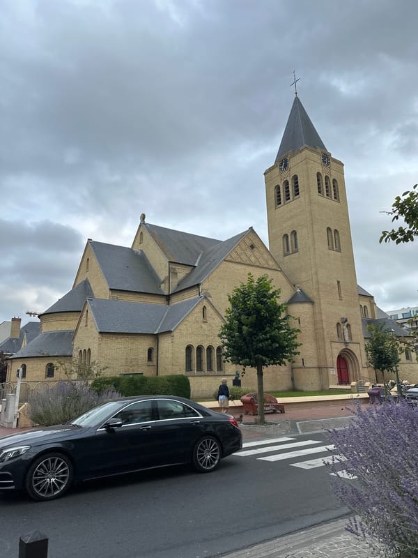 Parked vehicles and quiet streets in Knokke-Heist
