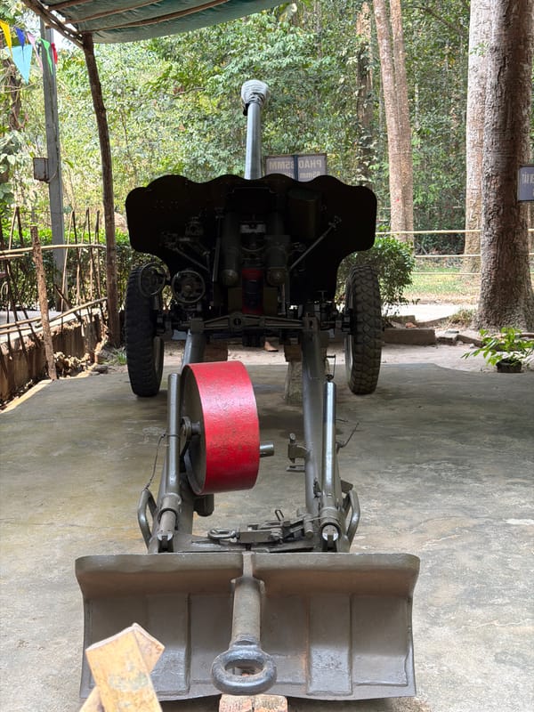 Dawn visit captures military museum and traditional Vietnamese life