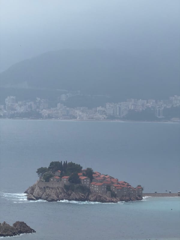 Tourist documents visit to Sveti Stefan island resort