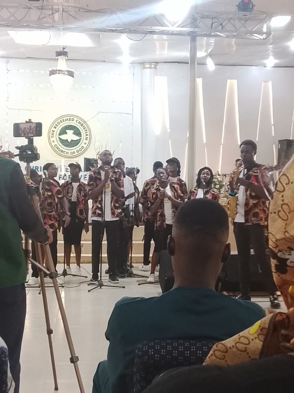 Church service with choir performance documented by witnesses