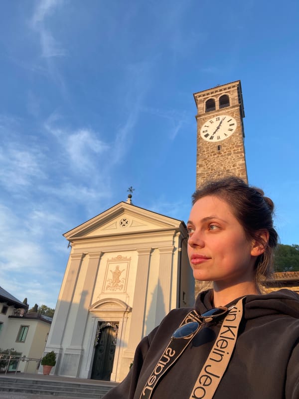 Afternoon walk through historic Case/Scjasis, Italy captures local architecture