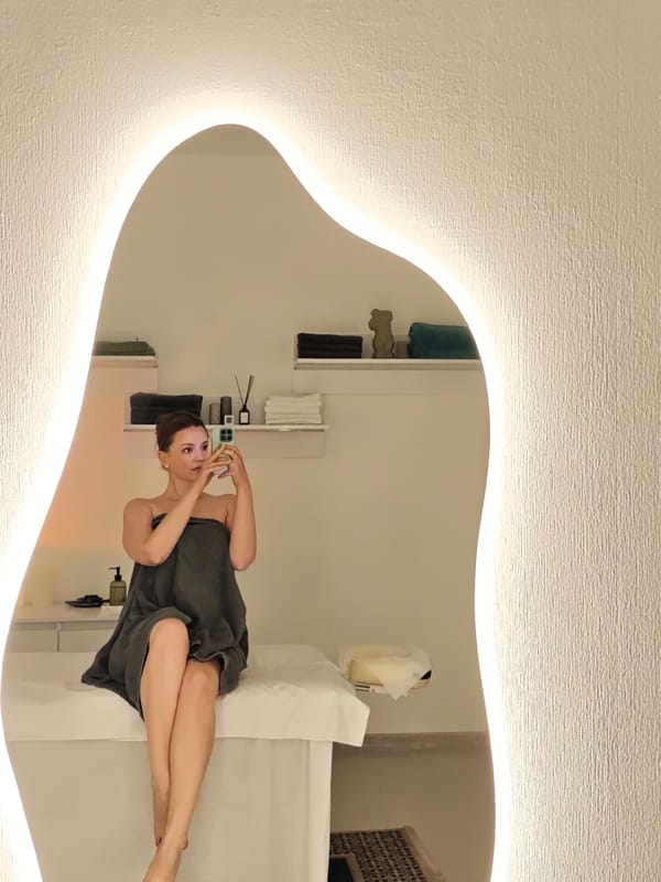 Woman documents spa day with selfies in Vinnytsia