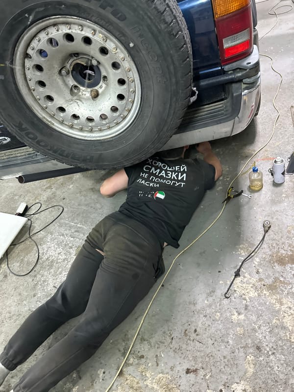SUV undergoing garage maintenance in Blagoveshchensk, Russia