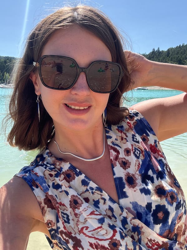 Sunny afternoon at Lac de Vouglans, swimming and lakeside selfies
