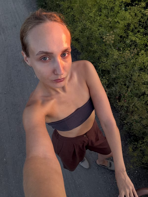 Sunset selfie session on a rural path in Podshivalovo, Russia