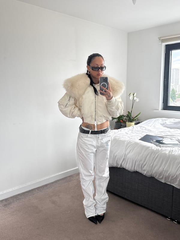 London resident documents afternoon moments at home