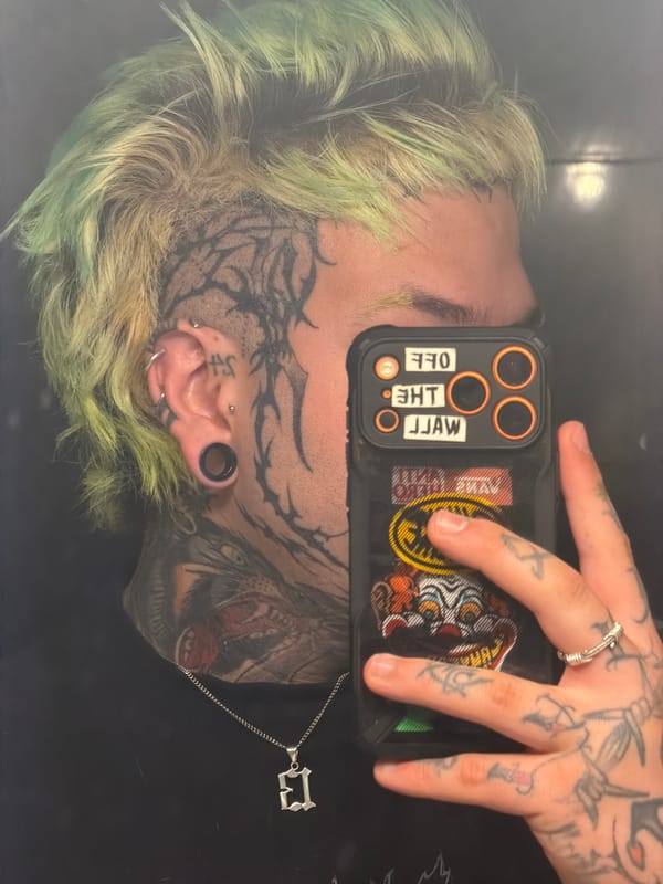 Morning snapshots captured in Ushuaia: selfies, guitar, curious cat