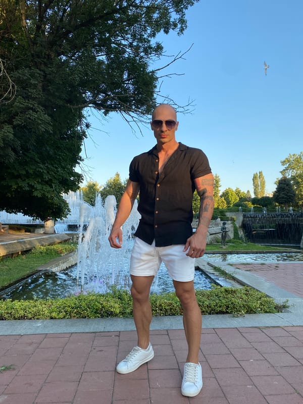 Afternoon at the fountain in Pleven's city park