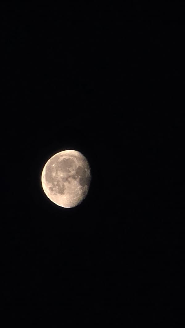 Gibbous moon observed with surface details visible in Pleven