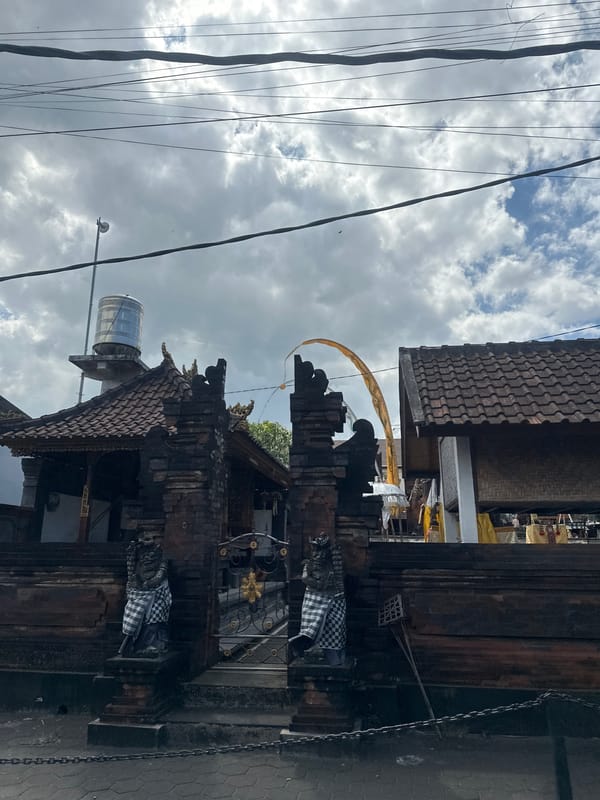 Afternoon street life and everyday moments in North Kuta, Bali