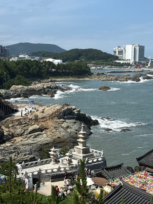 Haedong Yonggungsa Temple: coastal shrines and wishes by the sea