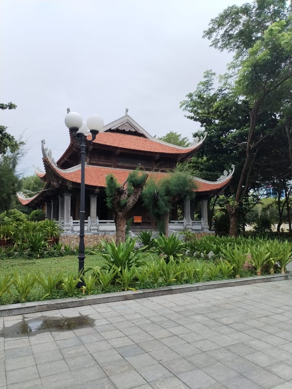Morning walk through Nha Trang captures traditional architecture, gardens