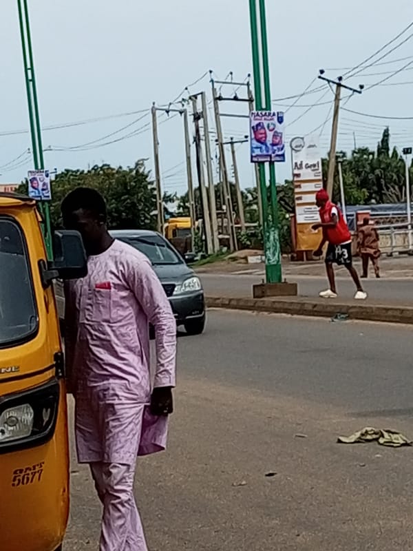 Street life and market activity around a busy urban stretch