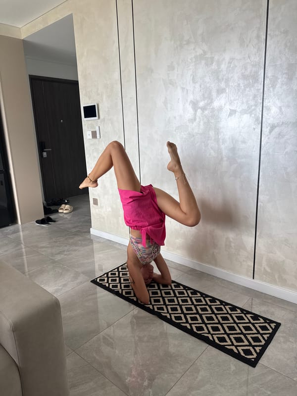 Morning yoga session captured in Đà Nẵng apartment