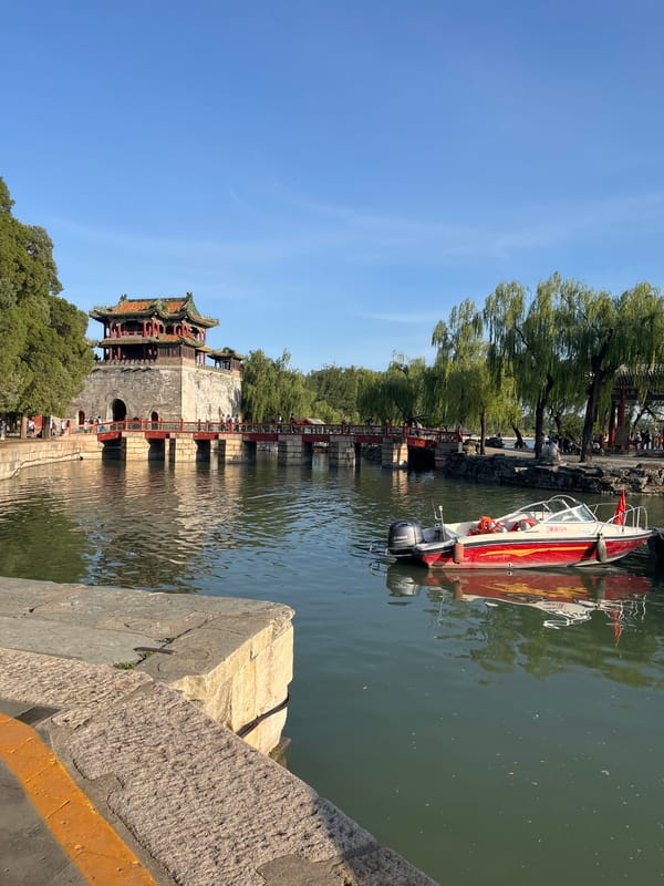 Morning tour through a classic Chinese heritage site