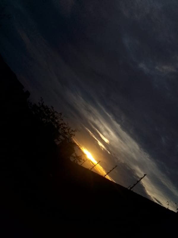 Evening sunset documented across Venezuelan coastal towns