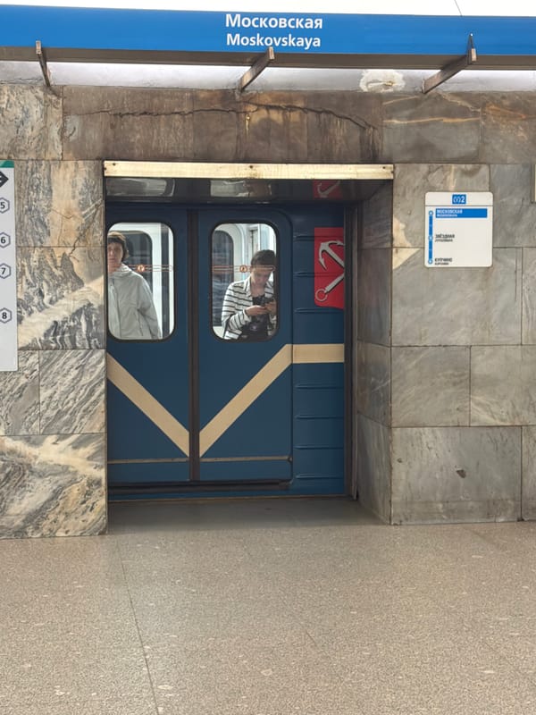 Inside Moskovskaya metro station, Saint Petersburg midday rush