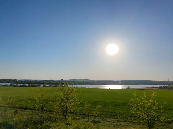 Sunny spring landscape documented near Kryvyi Rih, Ukraine