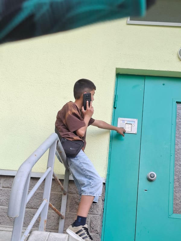 Teenagers captured in casual street photography session in Saint Petersburg