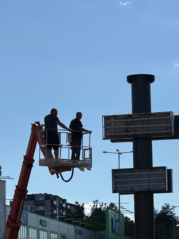 Summer afternoon street activity and maintenance work in Veliko Tarnovo