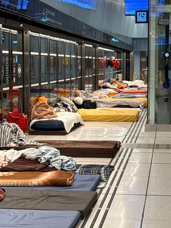 Light rail station activity documented in Ramat Gan