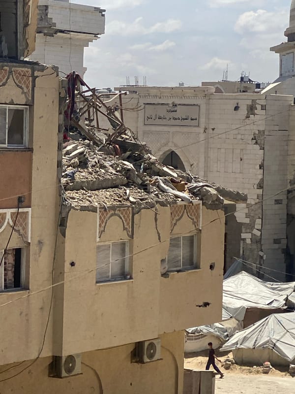 Khan Yunis shows extensive damage, displacement camps amid daily life