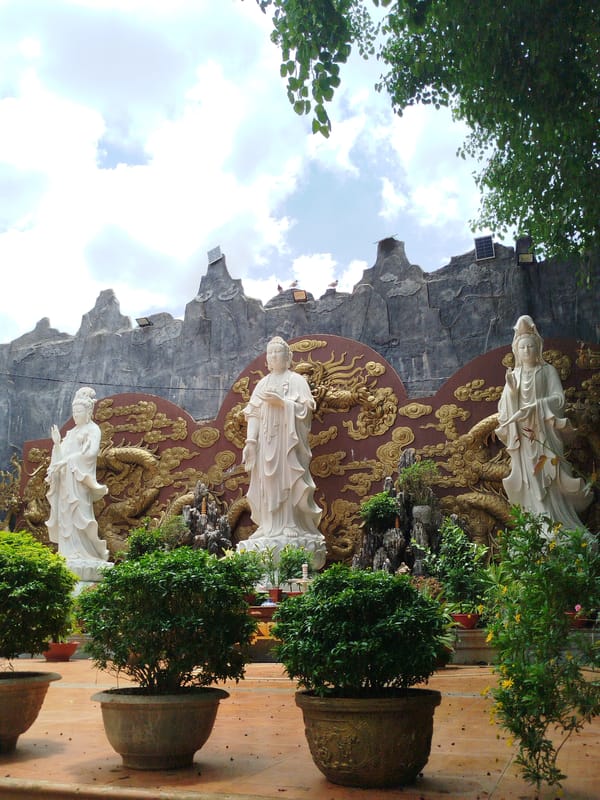 Early morning temple visit documented in Pleiku Ward, Vietnam