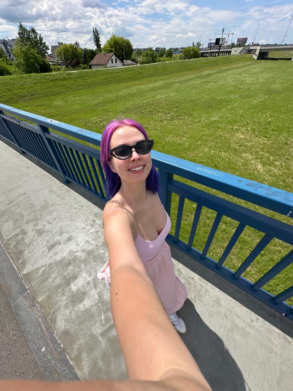 Woman documents sunny day in Zagreb with colorful selfies